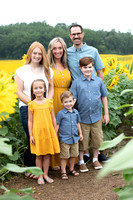 Nicole, Luke & Kids: Sunflowers 2021